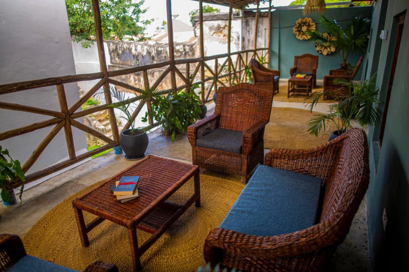 Firefly West Wing Hotel Bagamoyo Exterior photo